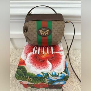 Gucci New Candy Mini Gg Supreme Canvas & Leather Crossbody, Beige. Vintage.